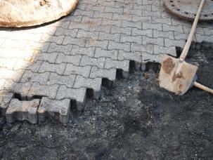 construction-d-une-alle-en-paves